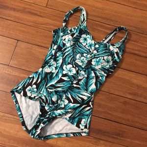 Swimming suit